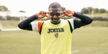 Ligue 1 - Bamba Dieng annonce son départ du FC Lorient : « Le moment est venu pour moi de tourner une page importante de ma carrière… » - wiwsport