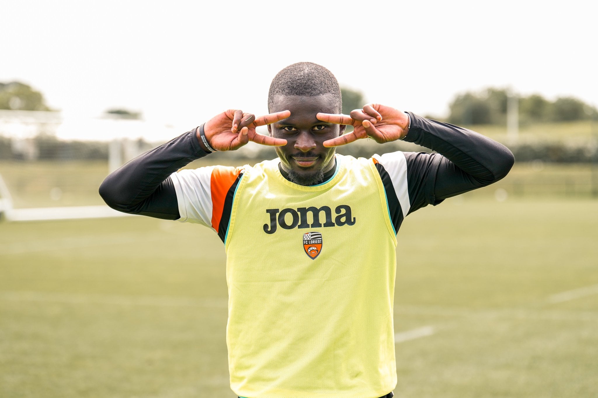 Ligue 1 - Bamba Dieng annonce son départ du FC Lorient : « Le moment est venu pour moi de tourner une page importante de ma carrière… » - wiwsport Ligue 1 - Bamba Dieng annonce son départ du FC Lorient : « Le moment est venu pour moi de tourner une page importante de ma carrière… » - wiwsport