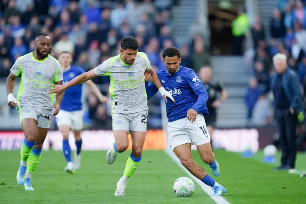 Premier League : Everton laisse filer la victoire contre Manchester City - wiwsport Premier League : Everton laisse filer la victoire contre Manchester City - wiwsport