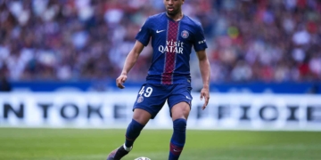 PARIS, FRANCE - MAY 02: Ibrahim Mbaye of PSG controls the ball during the Ligue 1 McDonald's match between Paris Saint-Germain and FC Lorient at Parc des Princes on May 02, 2026 in Paris, France. (Photo by Franco Arland/Getty Images)