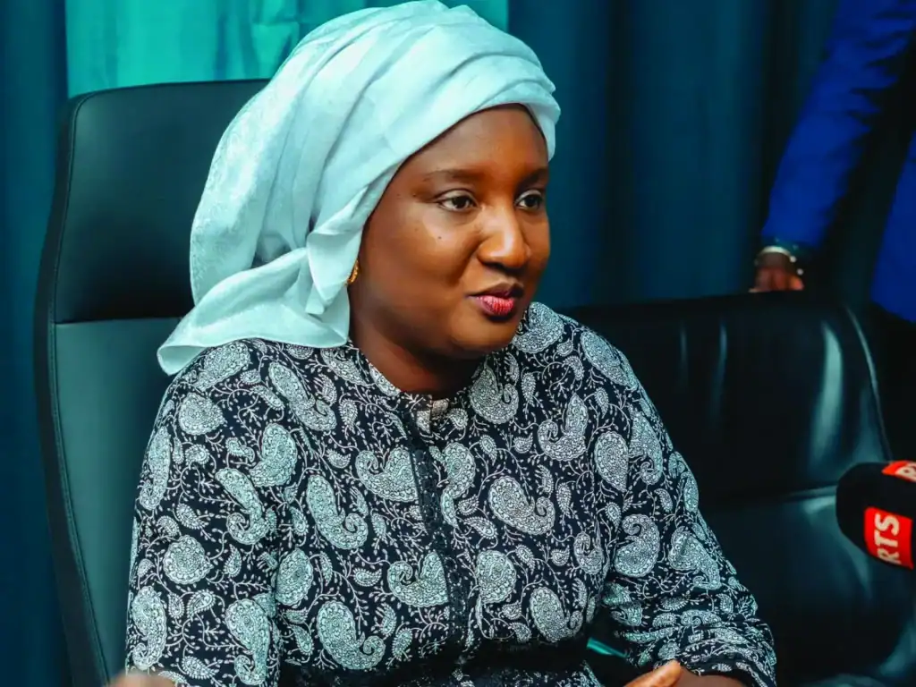 Dissolution du Gouvernement - Khady Diène Gaye n'est plus ministre de la Jeunesse et des Sports - wiwsport Dissolution du Gouvernement - Khady Diène Gaye n'est plus ministre de la Jeunesse et des Sports - wiwsport