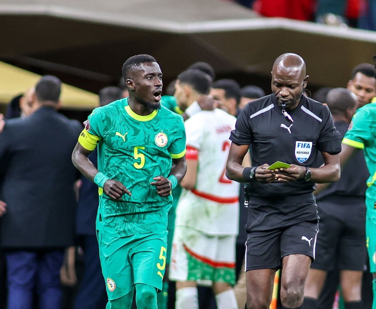 Ligue des Champions : Le fameux Jean-Jacques Ndala Ngambo désigné par la CAF arbitre de la finale aller Mamelodi Sundowns - AS FAR - wiwsport