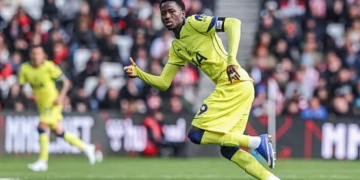 Tottenham : En vidéo, la belle inspiration de Pape Matar Sarr pour Richarlison contre Chelsea - wiwsport