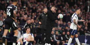 Premier League : Tenu en échec par Leeds United, Tottenham toujours en danger - wiwsport