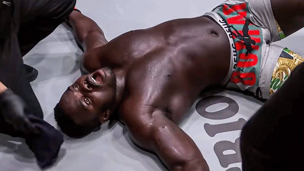 MMA : Reug Reug perd sa ceinture mondiale face à Malykhin - wiwsport MMA : Reug Reug perd sa ceinture mondiale face à Malykhin - wiwsport