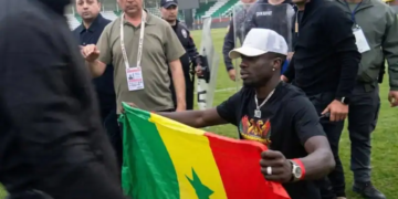 Turquie : Le drapeau du Sénégal provoque un malentendu lors des festivités d’Amedspor de Mbaye Diagne (Vidéo) - wiwsport