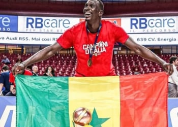 Ousmane Diop sacré champion d’Italie avec l’Olimpia Milan - wiwsport