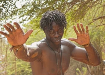 Lamb - Lac 2 v Prince : (Images) Admirez la forme physique du “géant de Pikine” ! - wiwsport