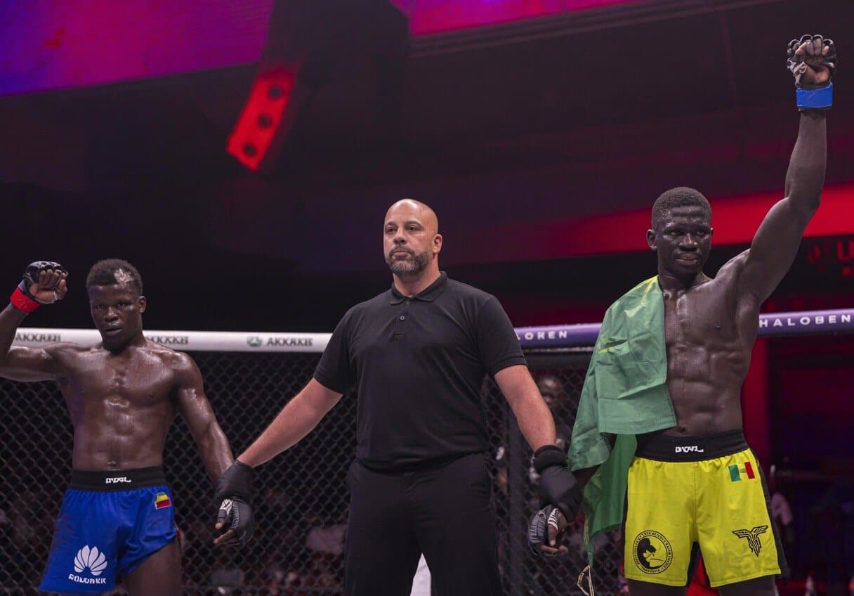 MMA - PFL Afrique : Le "Black Tiger" Demba Seck gagne par décision unanime devant Jean Dos Santos !