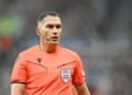 Coupe du monde 2026 : Maillot spécial pour l’arbitre à l’occasion de Tunisie v Japon qui sera le 1000e match de l’histoire du mondial - wiwsport Coupe du monde 2026 : Maillot spécial pour l’arbitre à l’occasion de Tunisie v Japon qui sera le 1000e match de l’histoire du mondial