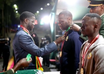 Équipe Nationale - Contrat de Pape Thiaw : une revalorisation salariale (50 millions) au cœur du blocage ? - wiwsport