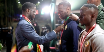 Équipe Nationale - Contrat de Pape Thiaw : une revalorisation salariale (50 millions) au cœur du blocage ? - wiwsport