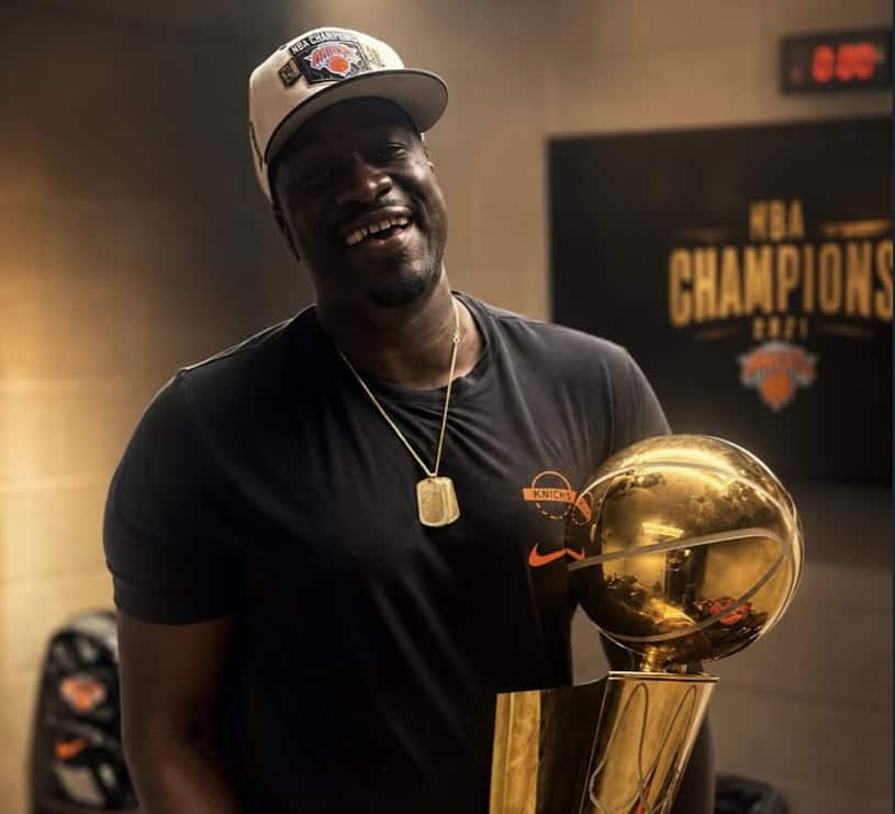 NBA : DeSagana Diop célèbre le sacre des New York Knicks - wiwsport
