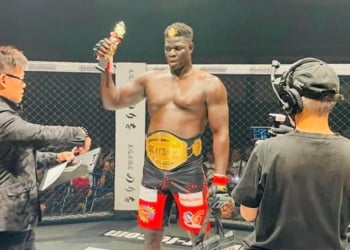 MMA : Alboury sacré champion des poids lourds de Gladiator au Japon