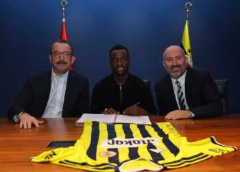 Fenerbahçe : Amara Diouf affiche ses ambitions et promet de “ne pas décevoir”