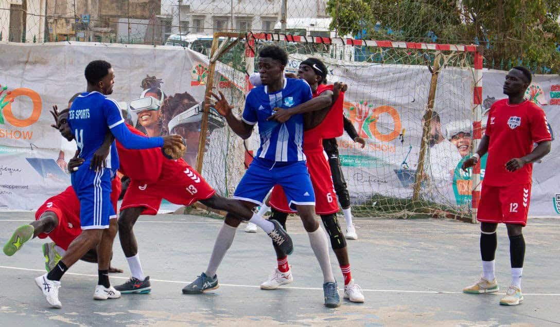 Handball – National 1 masculin : L’ASFA prend les commandes, UGB s’impose dans un duel serré - wiwsport Handball – National 1 masculin : L’ASFA prend les commandes, UGB s’impose dans un duel serré - wiwsport