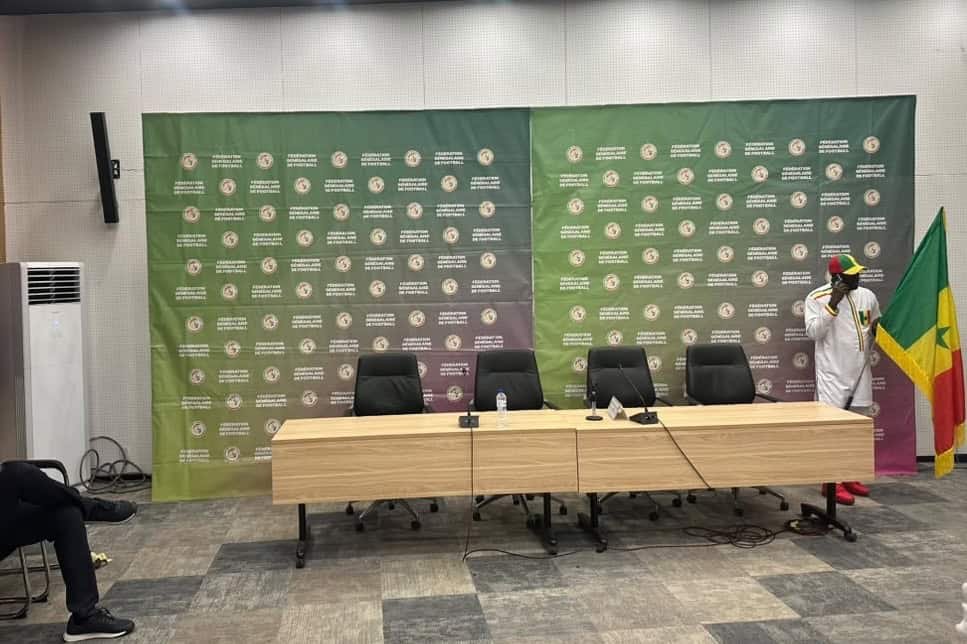 LIVE - Suivez en direct la conférence de presse de la FSF suite à l’échec du Sénégal au Mondial ! - wiwsport LIVE - Suivez en direct la conférence de presse de la FSF suite à l’échec du Sénégal au Mondial ! - wiwsport