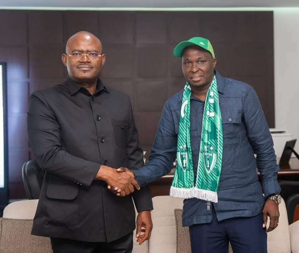 Guinée : Cheikh Guèye s’engage avec le Hafia FC et affiche ses ambitions - wiwsport Guinée : Cheikh Guèye s’engage avec le Hafia FC et affiche ses ambitions - wiwsport