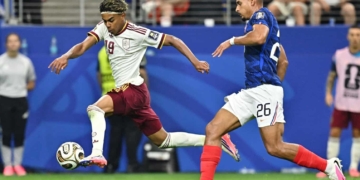 Mondial 2026 : L'Espagne foudroie une Équipe de France trop décevante et rejoint la grande finale - wiwsport