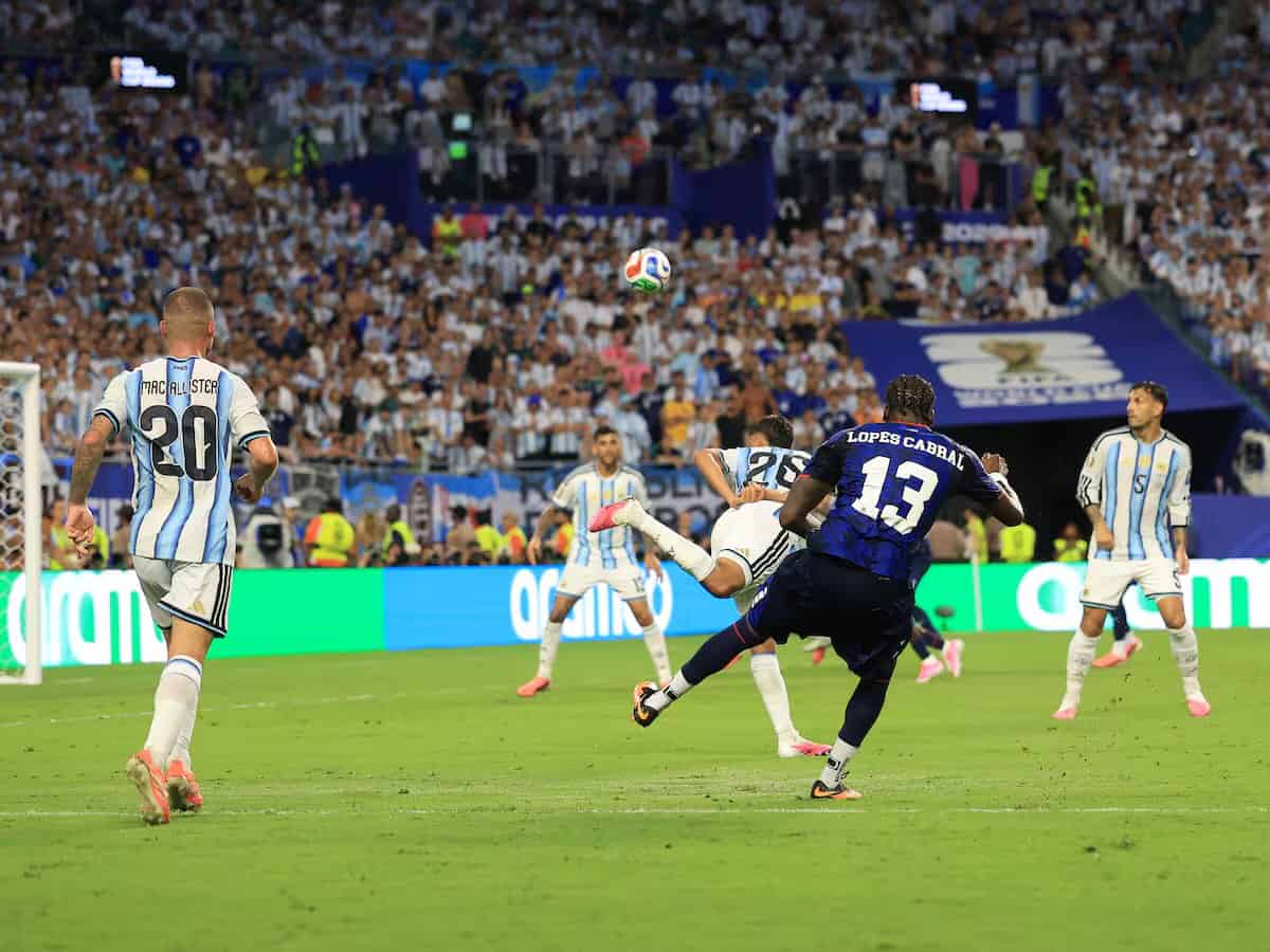 Coupe du monde 2026 : Le but du capverdien Sidny Lopes Cabral contre l’Argentine en lice pour le prix du “Meilleur but” de la compétition ! - wiwsport Coupe du monde 2026 : Le but du capverdien Sidny Lopes Cabral contre l’Argentine en lice pour le prix du “Meilleur but” de la compétition ! - wiwsport