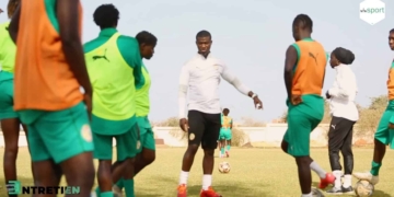 Mathurin Dionou lors d'un entraînement des Lionnes en préparation pour la CAN 2025