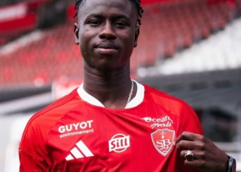 Mercato : Samba Diop signe son premier contrat professionnel avec Brest