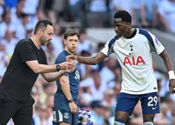 Tottenham : Roberto De Zerbi donne des nouvelles de Pape Matar Sarr