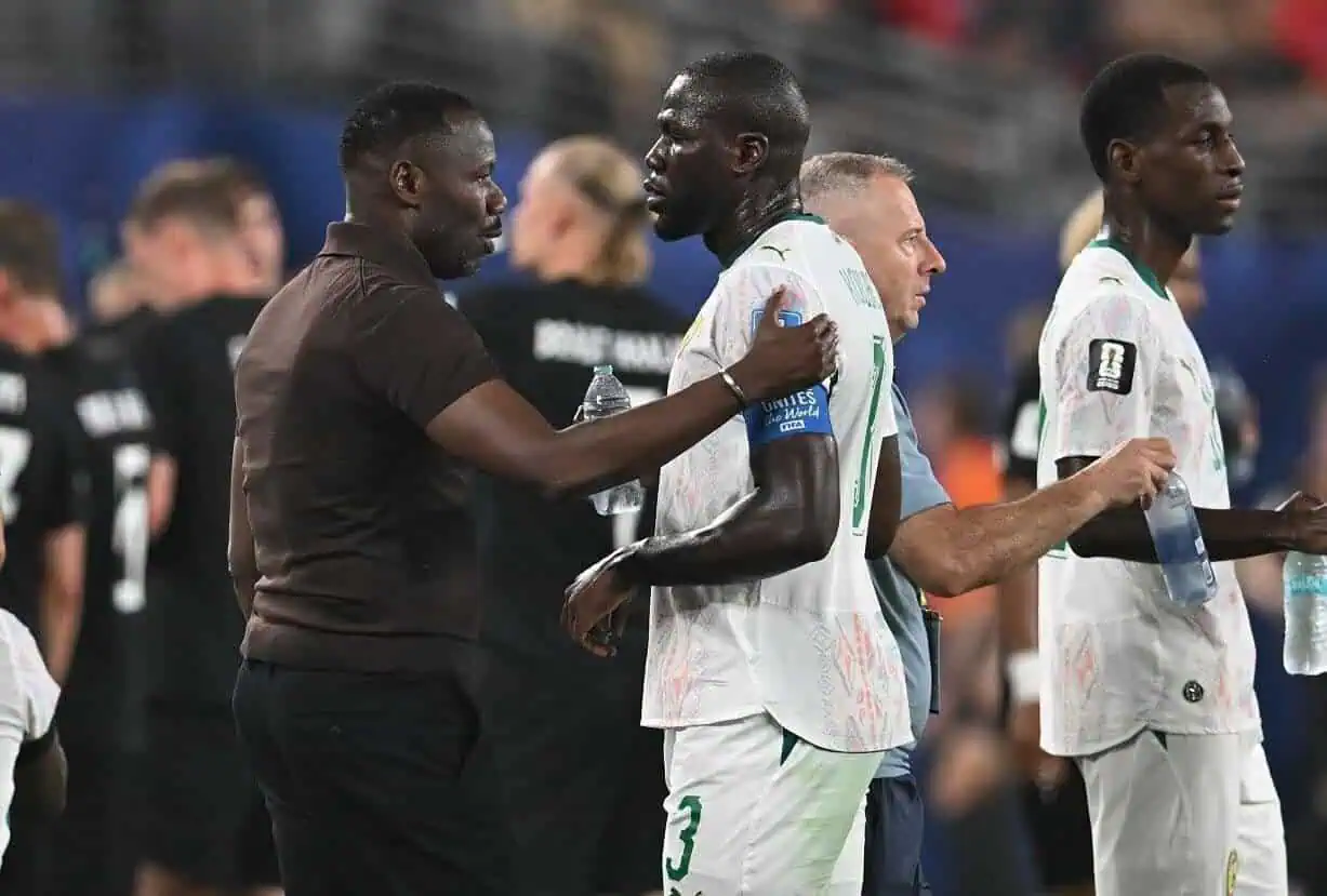 Equipe Nationale – « Il ne m’appartient pas de m’exprimer » : Kalidou Koulibaly refuse de prendre position sur la FSF et Pape Thiaw