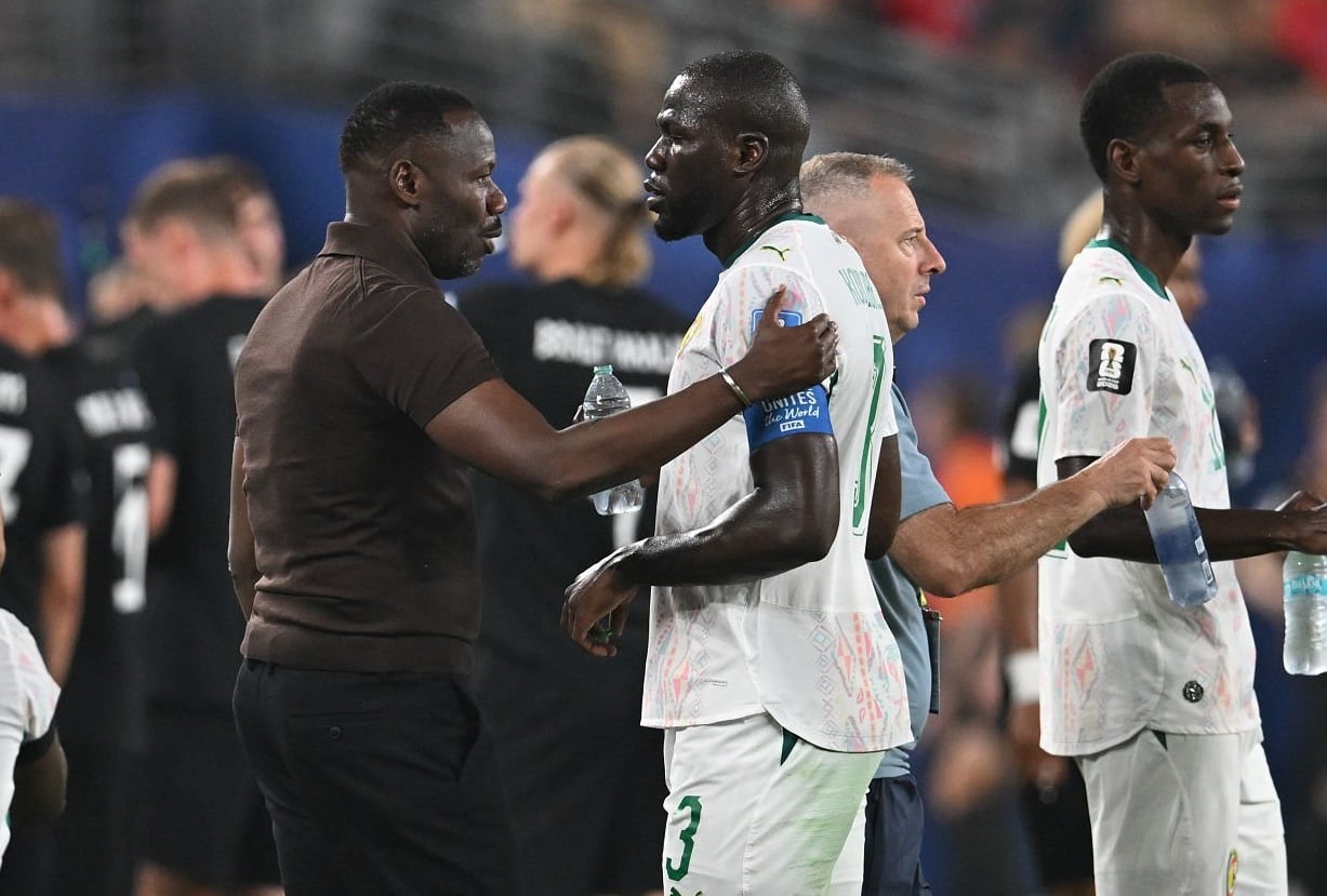 Equipe Nationale - « Il ne m'appartient pas de m'exprimer » : Kalidou Koulibaly refuse de prendre position sur la FSF et Pape Thiaw - wiwsport Equipe Nationale - « Il ne m'appartient pas de m'exprimer » : Kalidou Koulibaly refuse de prendre position sur la FSF et Pape Thiaw - wiwsport
