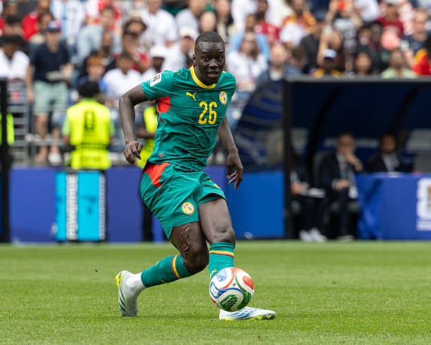 DERNIÈRE MINUTE : Pape Gueye met en pause sa carrière en Equipe Nationale pour protester contre Pape Thiaw et son staff - wiwsport DERNIÈRE MINUTE : Pape Gueye met en pause sa carrière en Equipe Nationale pour protester contre Pape Thiaw et son staff - wiwsport