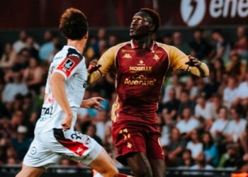 Ligue 2 : Buteur Pape Moussa Fall évite la défaite au FC Metz contre Laval - wiwsport Ligue 2 : Buteur Pape Moussa Fall évite la défaite au FC Metz contre Laval
