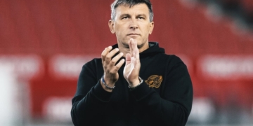 Sergej Jakirović (Hull City) rassure à propos de Nobel Mendy : “ Il a juste ressenti de la fatigue et c’est en grande partie parce qu’il a raté la présaison avec nous ” - wiwsport Sergej Jakirović (Hull City) rassure à propos de Nobel Mendy : “ Il a juste ressenti de la fatigue et c’est en grande partie parce qu’il a raté la présaison avec nous ” - wiwsport