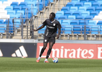 Mercato : Djibril Gueye, l’ancien de l’AS Douanes dans le viseur du Sporting - wiwsport Mercato : Djibril Gueye, l’ancien de l’AS Douanes dans le viseur du Sporting