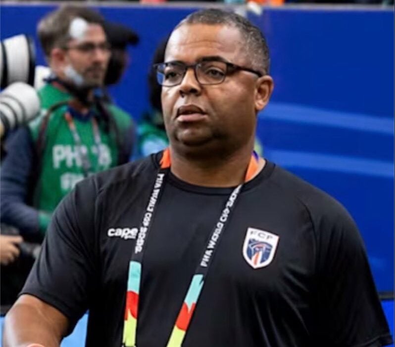 Cap-Vert : Humberto Bettencourt officiellement nommé sélectionneur des Requins Bleus - wiwsport Cap-Vert : Humberto Bettencourt officiellement nommé sélectionneur des Requins Bleus - wiwsport