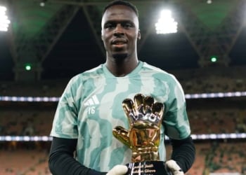Un trophée, des arrêts et un nouveau clean-sheet : le retour gagnant d'Edouard Mendy avec Al-Ahli - wiwsport Un trophée, des arrêts et un nouveau clean-sheet : le retour gagnant d’Edouard Mendy avec Al-Ahli