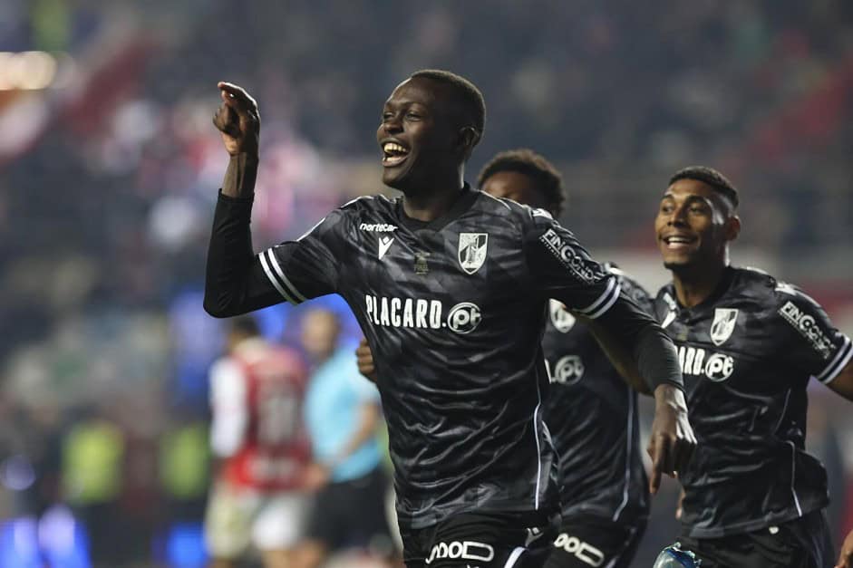 Liga Portugal : Vitória Guimaraes s’incline devant le Sporting malgré un but d’Alioune Ndoye ! - wiwsport Liga Portugal : Vitória Guimaraes s’incline devant le Sporting malgré un but d’Alioune Ndoye ! - wiwsport