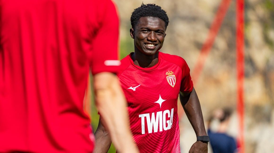 Mercato : Lamine Camara devrait rallier Londres ce dimanche afin de conclure son accord avec Chelsea ! - wiwsport Mercato : Lamine Camara devrait rallier Londres ce dimanche afin de conclure son accord avec Chelsea ! - wiwsport