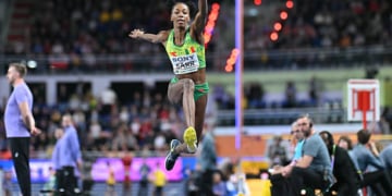 Diamond League – Saly Sarr vers un rendez-vous historique à Bruxelles, ce vendredi 4 septembre ! - wiwsport Senegal's Saly Sarr competes in the women's triple jump final during the World Athletics Indoor Championships Kujawy Pomorze 2026 in Torun, Poland on March 21, 2026. (Photo by Andrej ISAKOVIC / AFP via Getty Images)