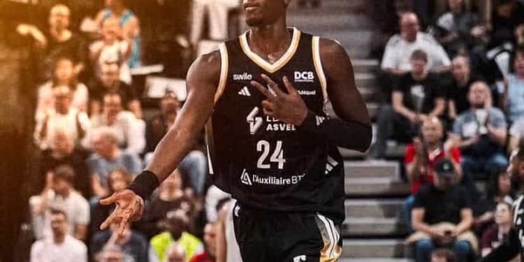 Mbaye Ndiaye quitte finalement l’ASVEL et rejoint l’Olympiakos