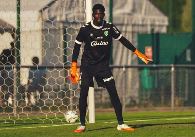 « Mieux vaut l’histoire que l’argent »,Mamour Ndiaye affiche ses ambitions avec Saint-Étienne - wiwsport « Mieux vaut l’histoire que l’argent »,Mamour Ndiaye affiche ses ambitions avec Saint-Étienne - wiwsport