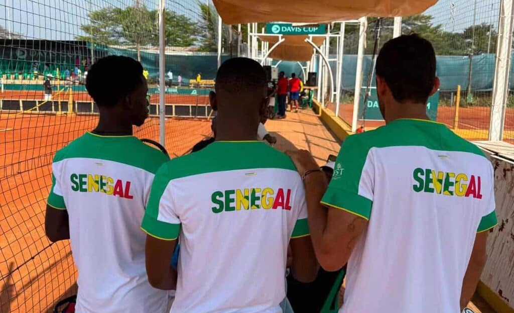 Coupe Davis 2026 - Groupe III Afrique : Le Sénégal se neutralise avec la Namibie (1-1), duel décisif cet après-midi en doubles - wiwsport Coupe Davis 2026 - Groupe III Afrique : Le Sénégal se neutralise avec la Namibie (1-1), duel décisif cet après-midi en doubles - wiwsport
