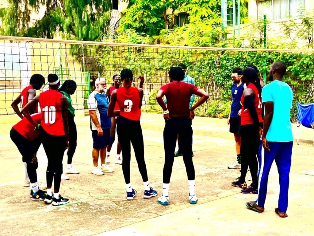 CAN Féminine de Volleyball 2026 - « Des équipes en transition... », Amadou Sene décrypte le duel Sénégal-Algérie en huitièmes de finale - wiwsport