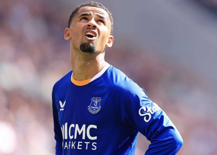 Mercato : Manchester City s&rsquo;intéresse à Iliman Ndiaye, Everton réclame plus de 90 millions d&rsquo;euros