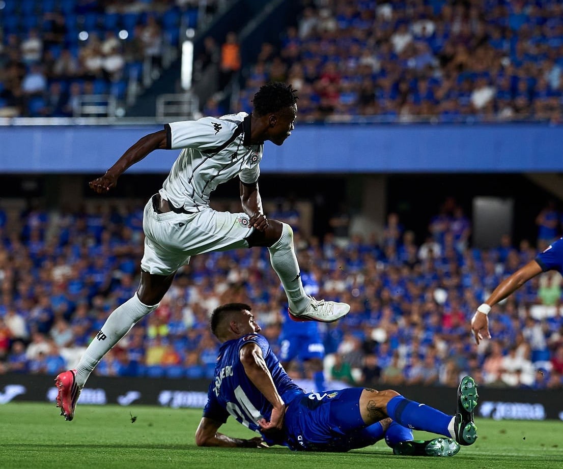 Ligue Conference : Le Partizan Belgrade s'effondre contre Getafe malgré un but de Demba Seck - wiwsport Ligue Conference : Le Partizan Belgrade s'effondre contre Getafe malgré un but de Demba Seck - wiwsport