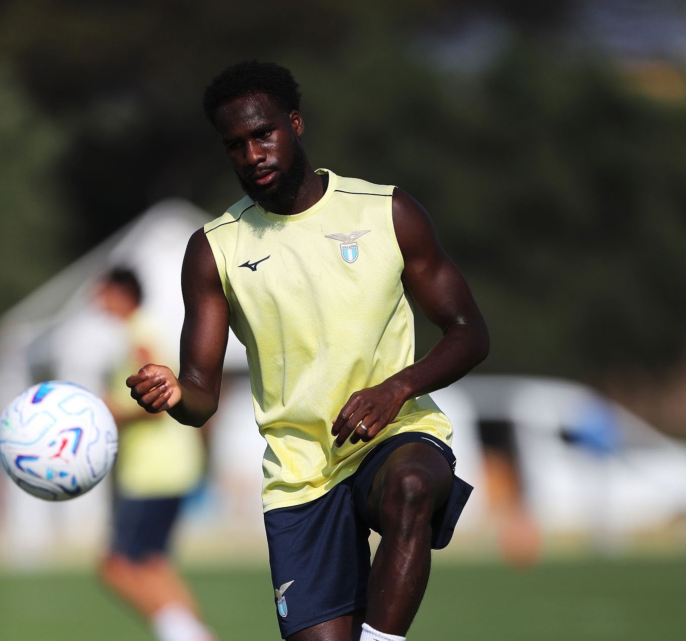 Mercato : Le Stade Rennais s'est mis d'accord avec Boulaye Dia - wiwsport ROME, ITALY - JULY 29: Boulaye Dia in action during the SS Lazio training session at Formello sport centre on July 29, 2026 in Rome, Italy. (Photo by Paolo Bruno/Getty Images)