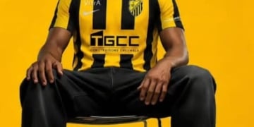 Mercato : Samba Mbengue (Ajel) file au Maghreb de Fès pour trois saisons