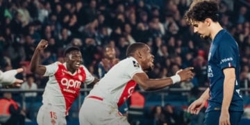 Mercato : Des recruteurs d’Arsenal, Liverpool et Manchester City ont observé Lamine Camara face au PSG ! - wiwsport Mercato : Des recruteurs d’Arsenal, Liverpool et Manchester City ont observé Lamine Camara face au PSG ! - wiwsport