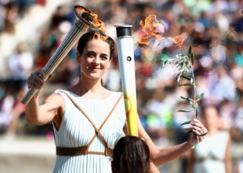 JOJ Dakar 2026 : La flamme olympique allumée à Athènes en présence des ambassadeurs sénégalais - wiwsport JOJ Dakar 2026 : La flamme olympique allumée à Athènes en présence des ambassadeurs sénégalais - wiwsport