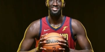 NBA : Le Sénégalais Tacko Fall signe un contrat Exhibit 10 avec les Philadelphia 76ers - wiwsport NBA : Le Sénégalais Tacko Fall signe un contrat Exhibit 10 avec les Philadelphia 76ers - wiwsport
