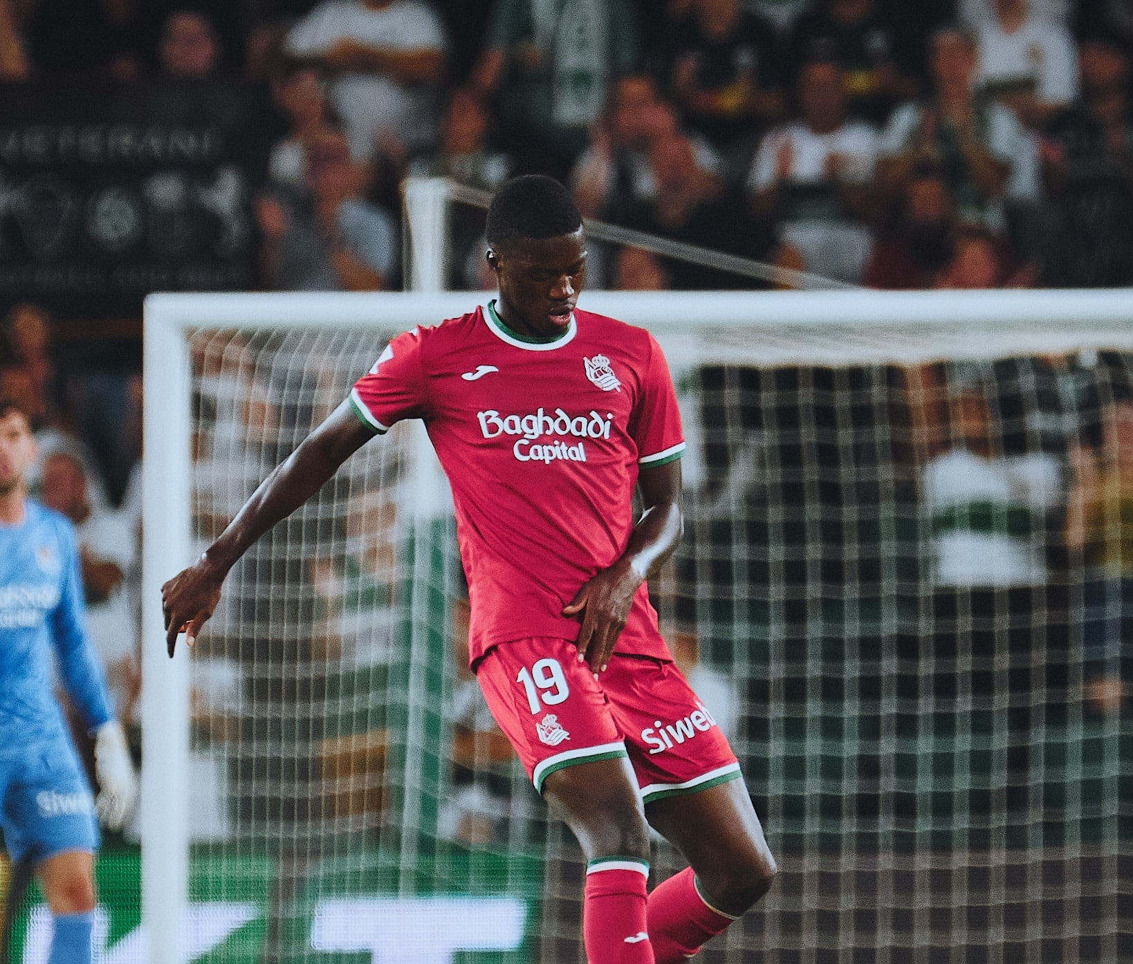 Pellegrino Matarazzo, coach de la Real Sociedad, satisfait des débuts de Mamadou Sarr contre Elche : « Il a livré un match très solide » - wiwsport Pellegrino Matarazzo, coach de la Real Sociedad, satisfait des débuts de Mamadou Sarr contre Elche : « Il a livré un match très solide » - wiwsport